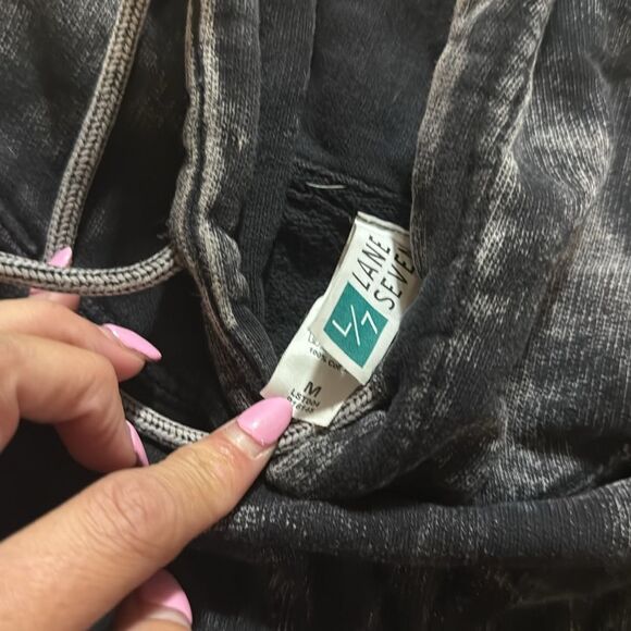 Womens Acid Wash Died Black & Gray Hoodie Medium - “Everything Is Fine” LIKE NEW - Picture 4 of 4